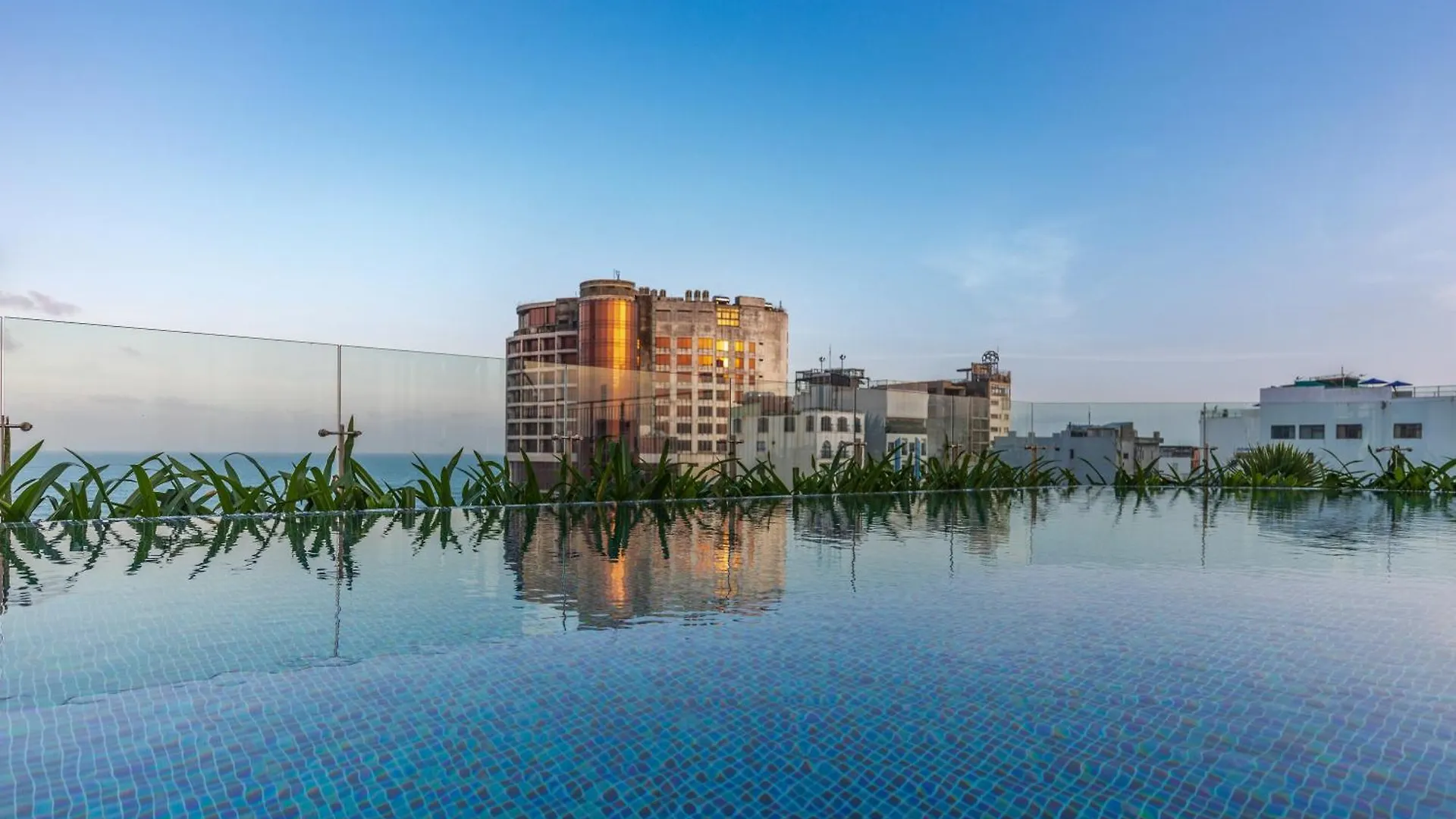 Taiyo Hotel & Apartment Da Nang 4*,  Vietnam