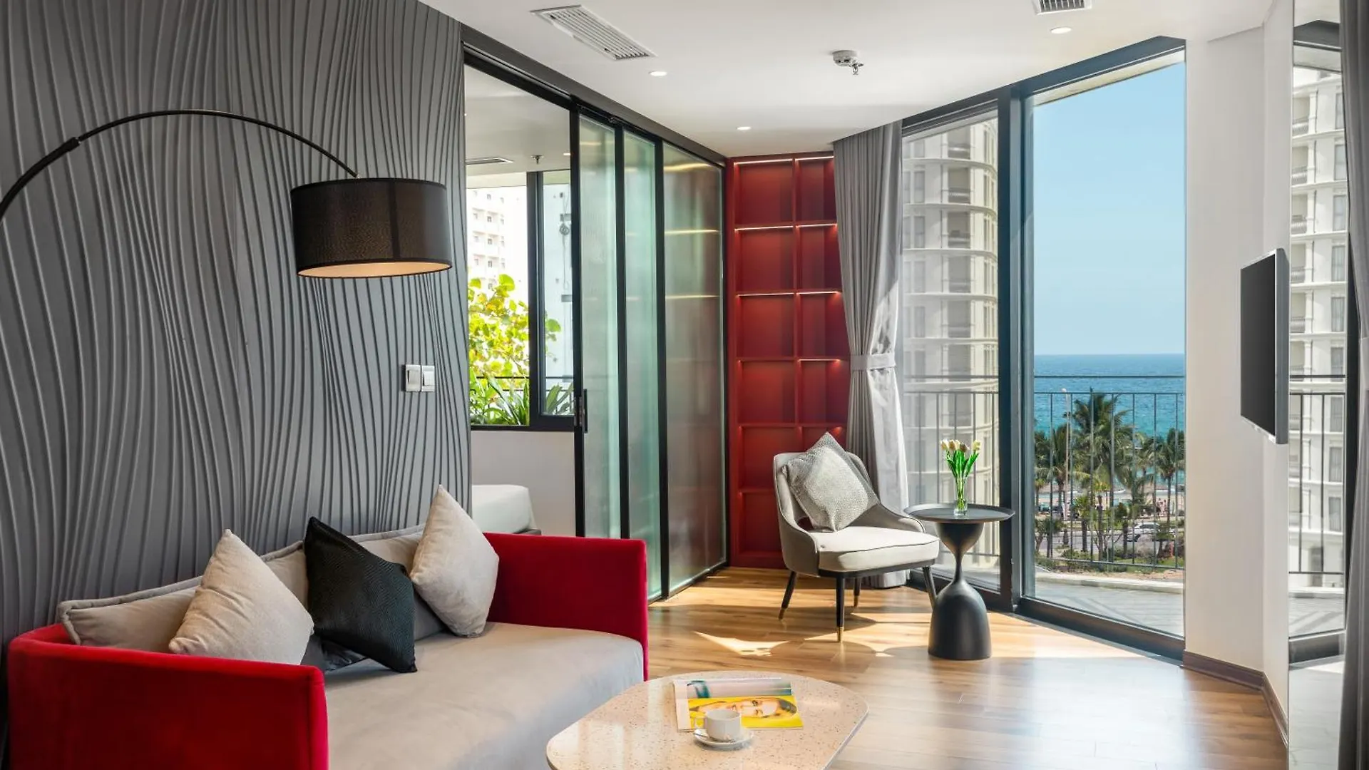Taiyo Hotel & Apartment contacts